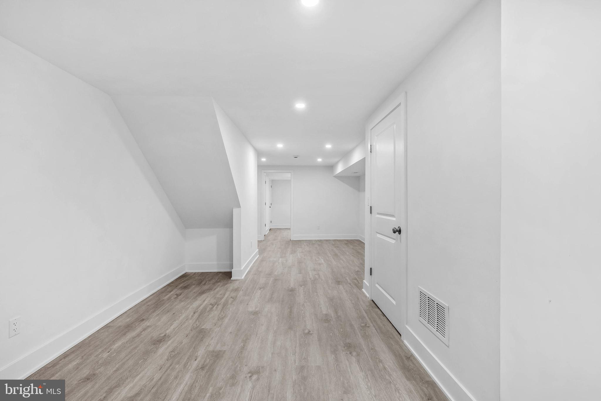 GERMANTOWN - Residential