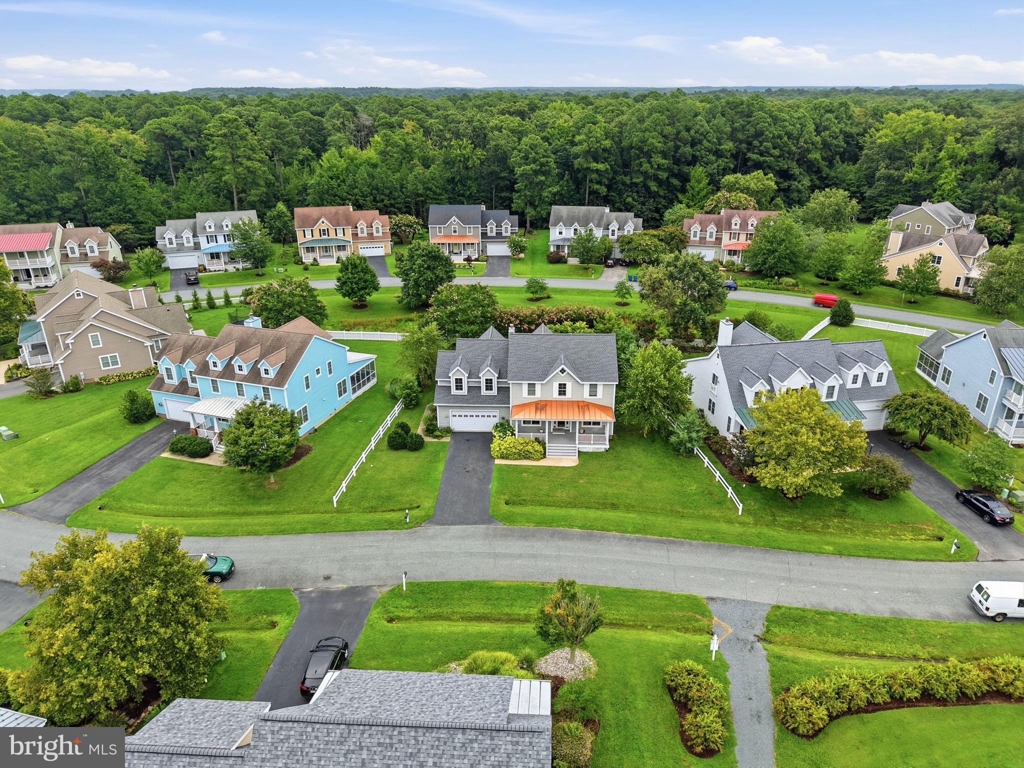 7963 POND HAVEN COURT