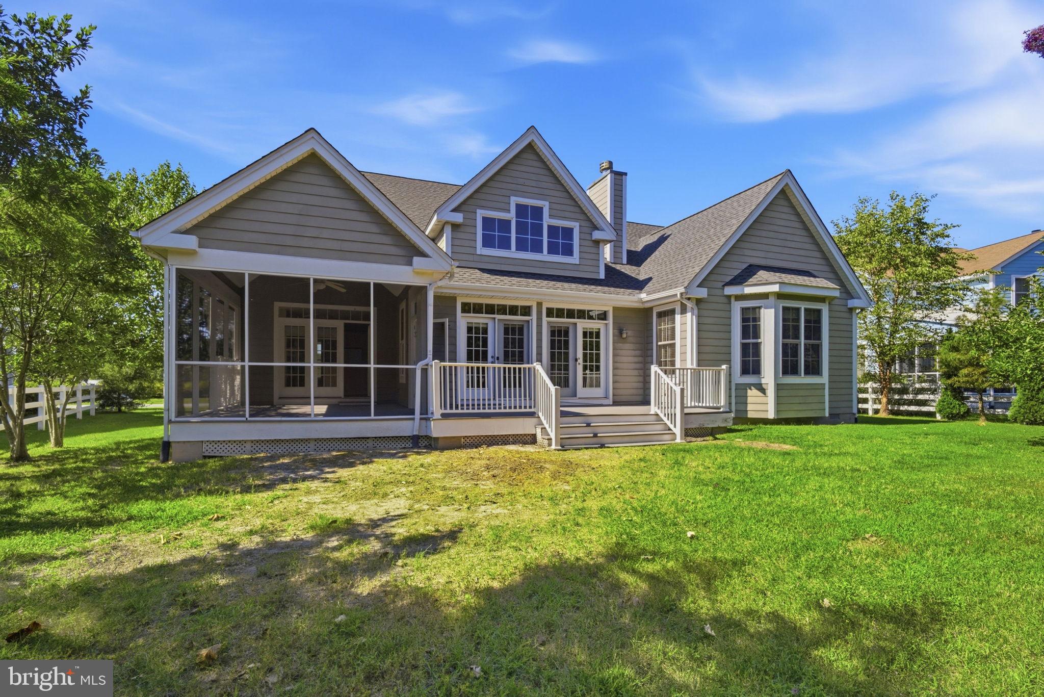 7963 POND HAVEN COURT