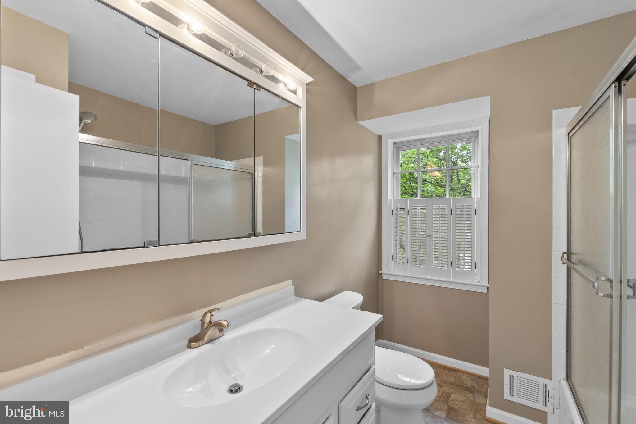 WILTON FOREST - Residential Lease