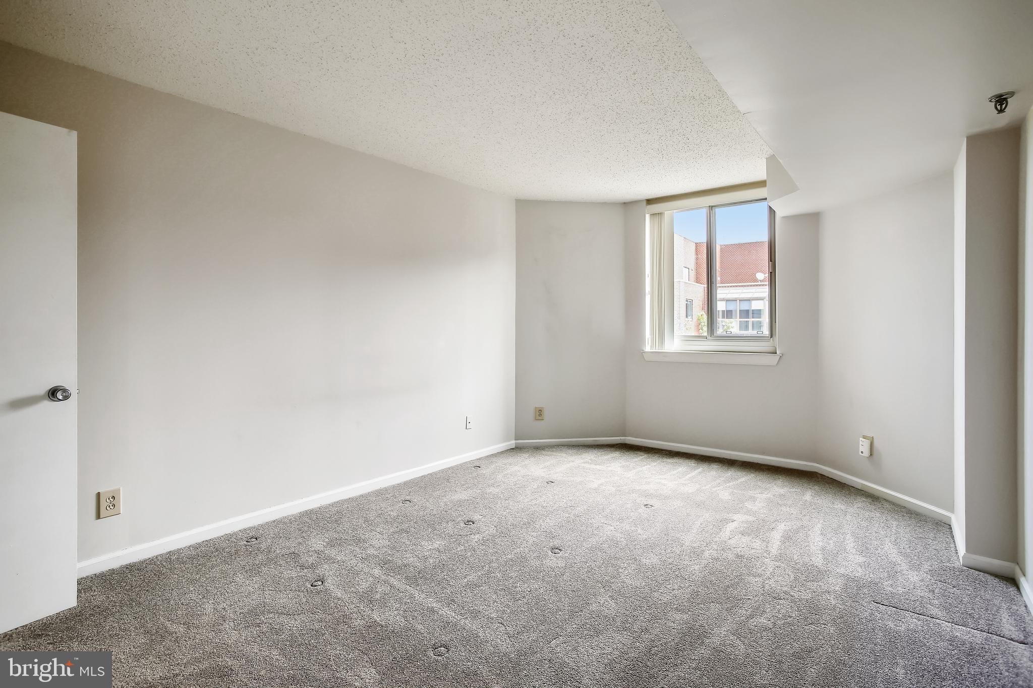 WESTVIEW AT BALLSTON METRO - Residential