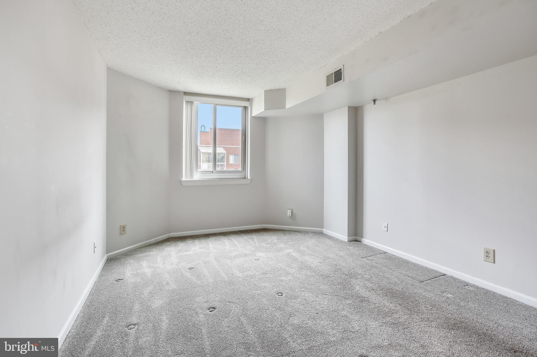 WESTVIEW AT BALLSTON METRO - Residential