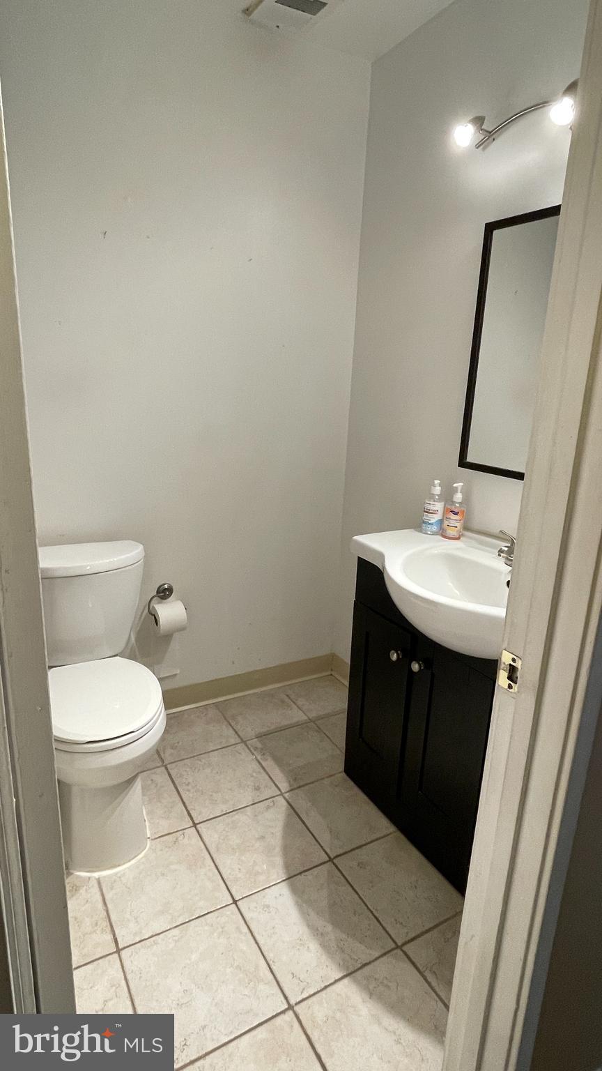 SHADOW OAKS - Residential