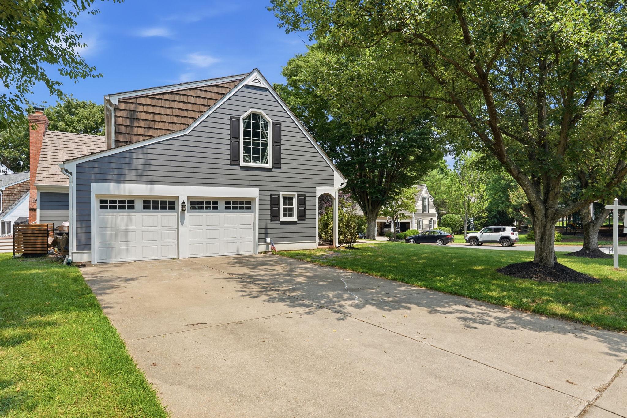 118 UPSHIRE CIRCLE