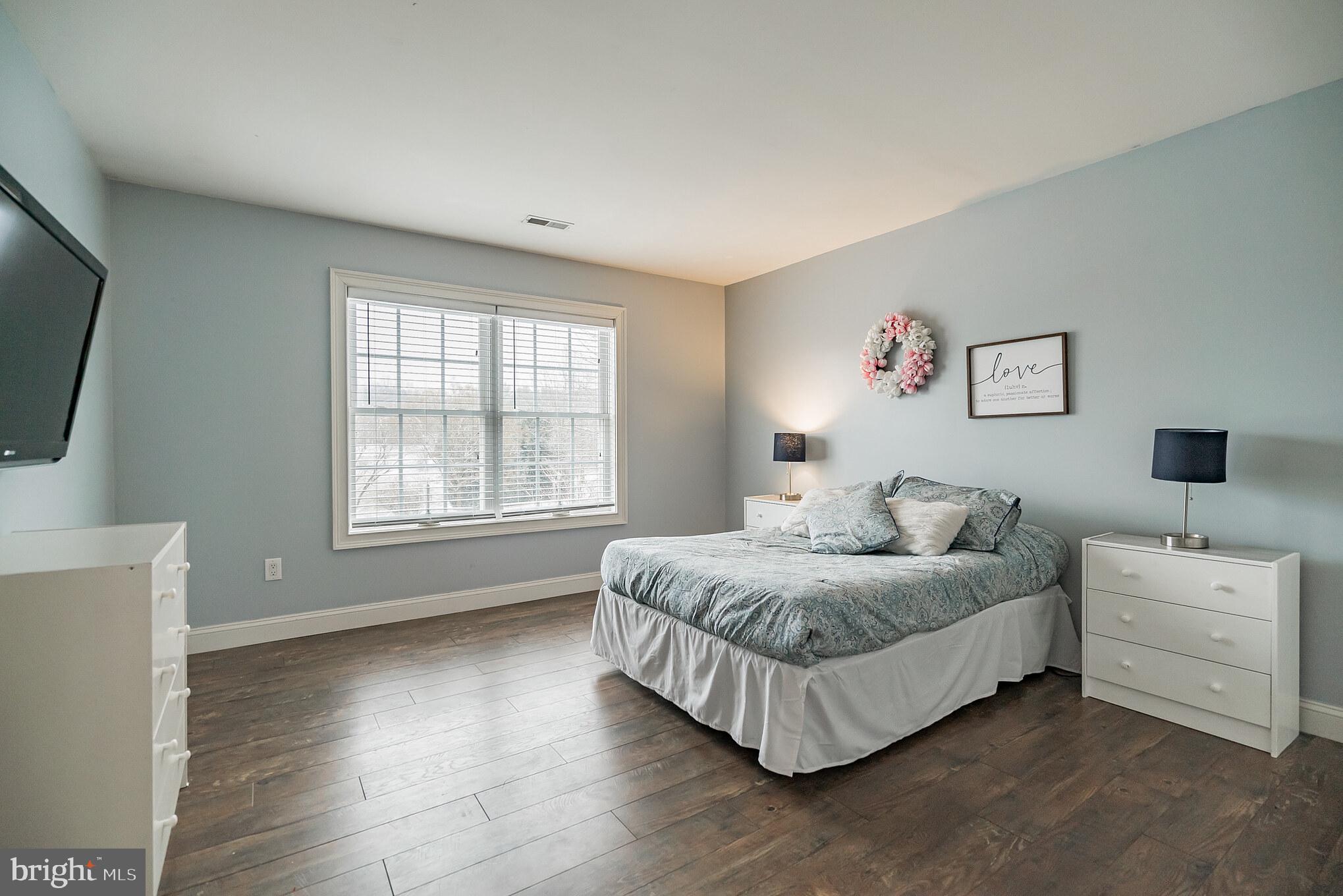 DEERBROOK - Residential