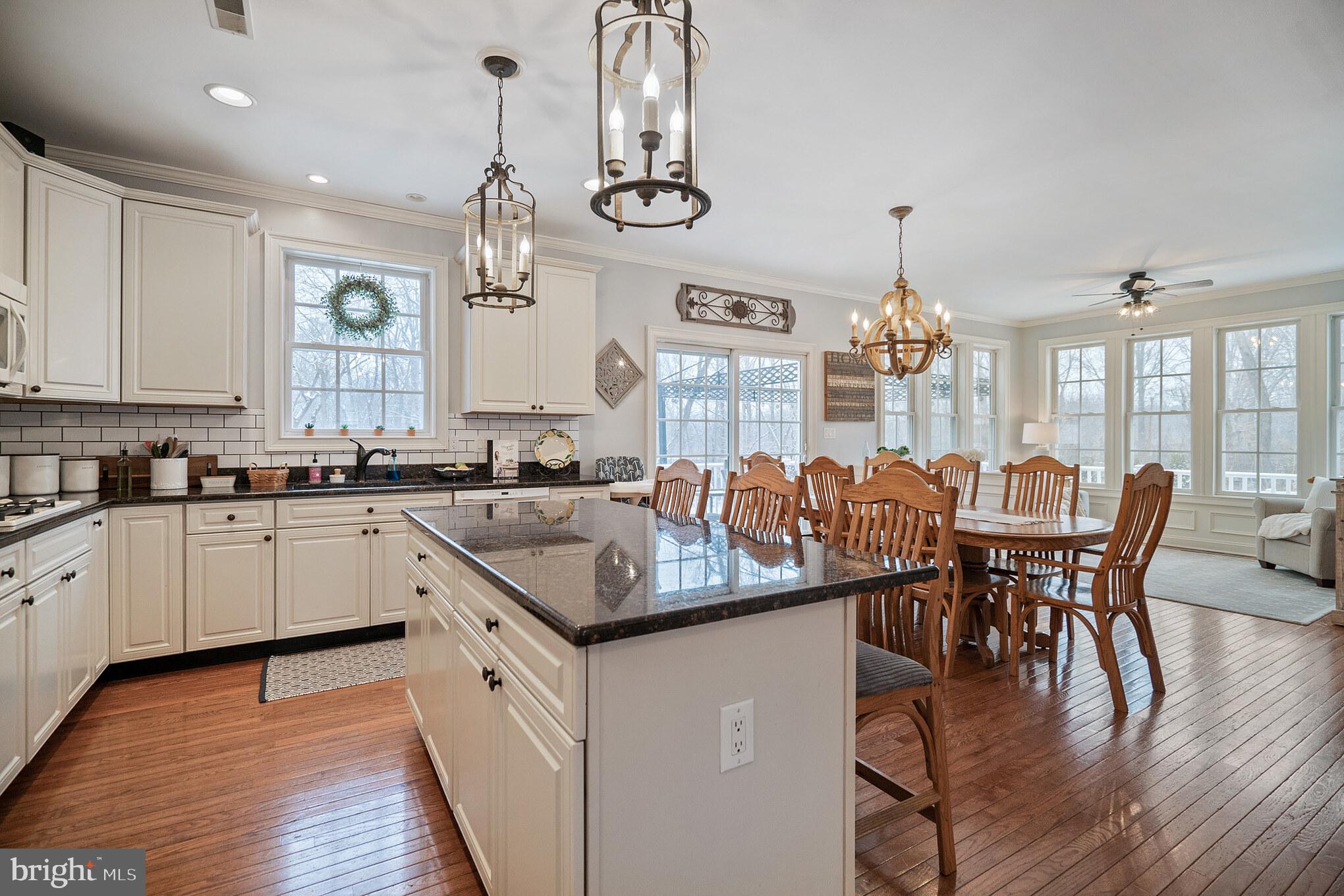 DEERBROOK - Residential