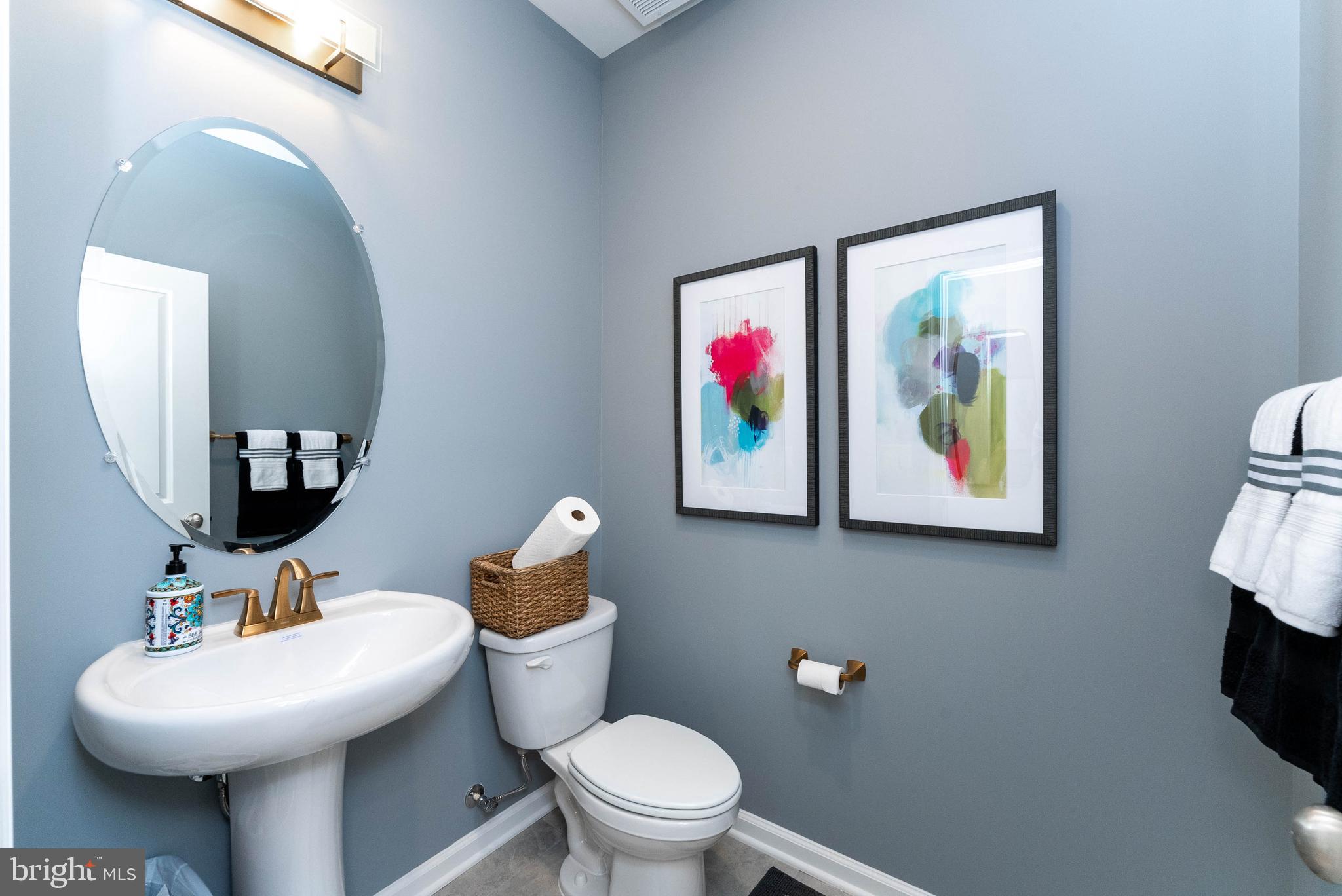 POTOMAC STATION MARKETPLACE - Residential