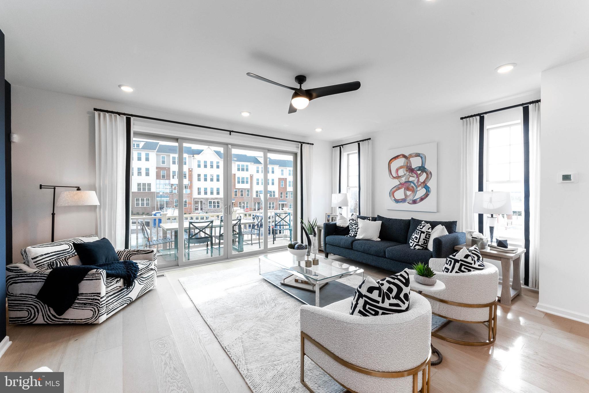 POTOMAC STATION MARKETPLACE - Residential