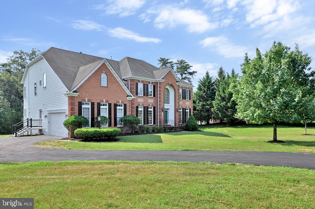 CEDAR CREST - Residential