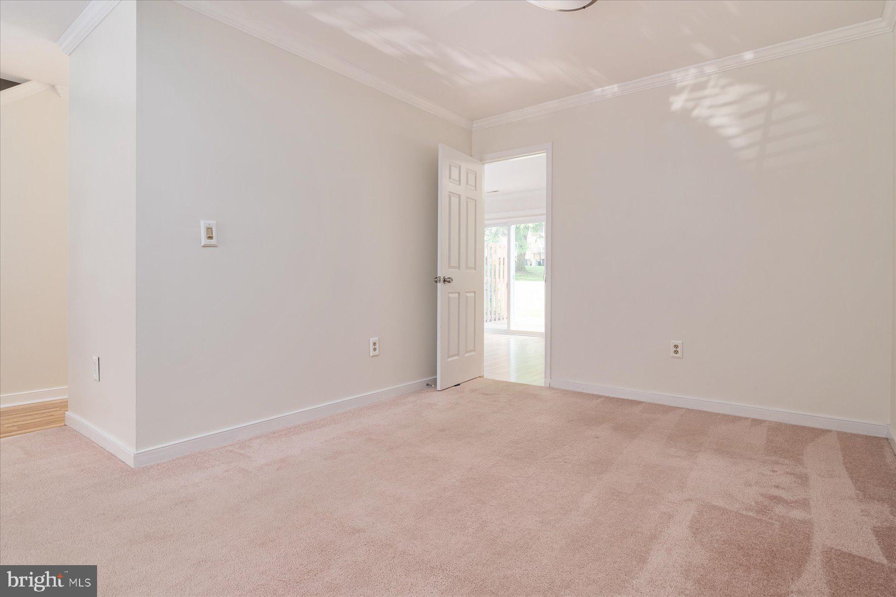 EDGEWOOD GREEN - Residential