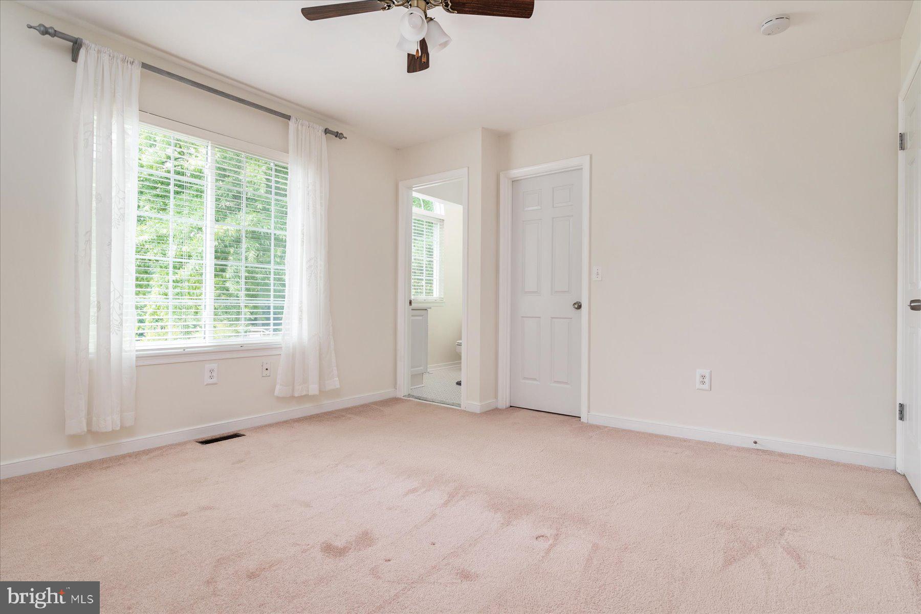 EDGEWOOD GREEN - Residential