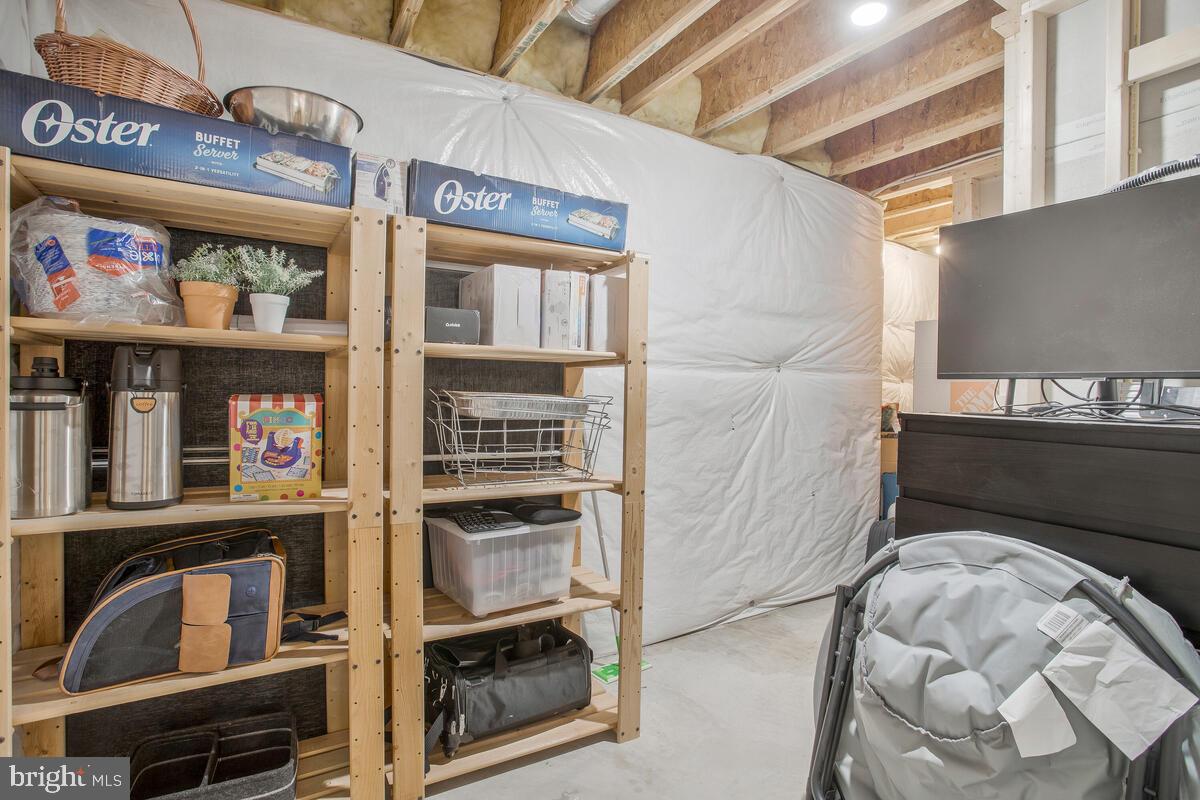 RIVERWALK - Residential