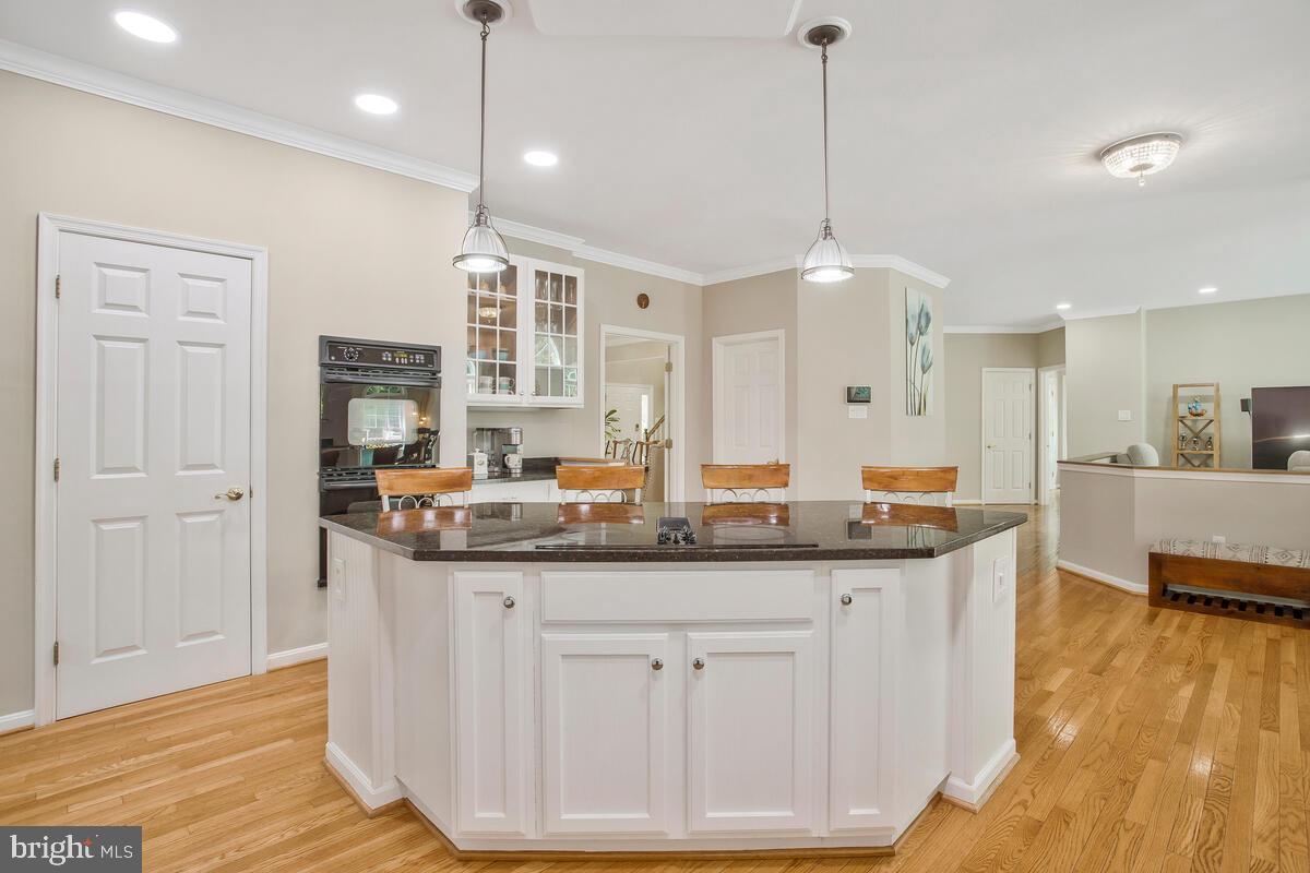 RIVERWALK - Residential