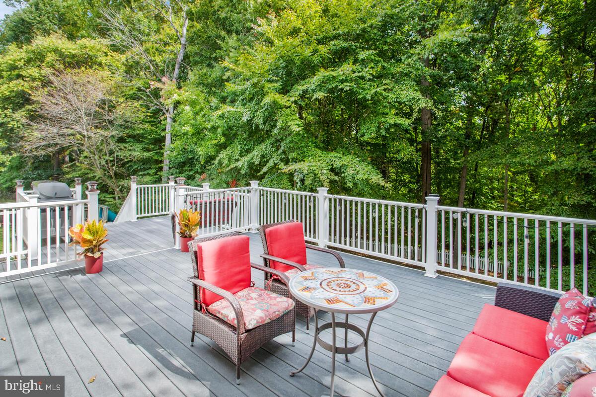 RIVERWALK - Residential