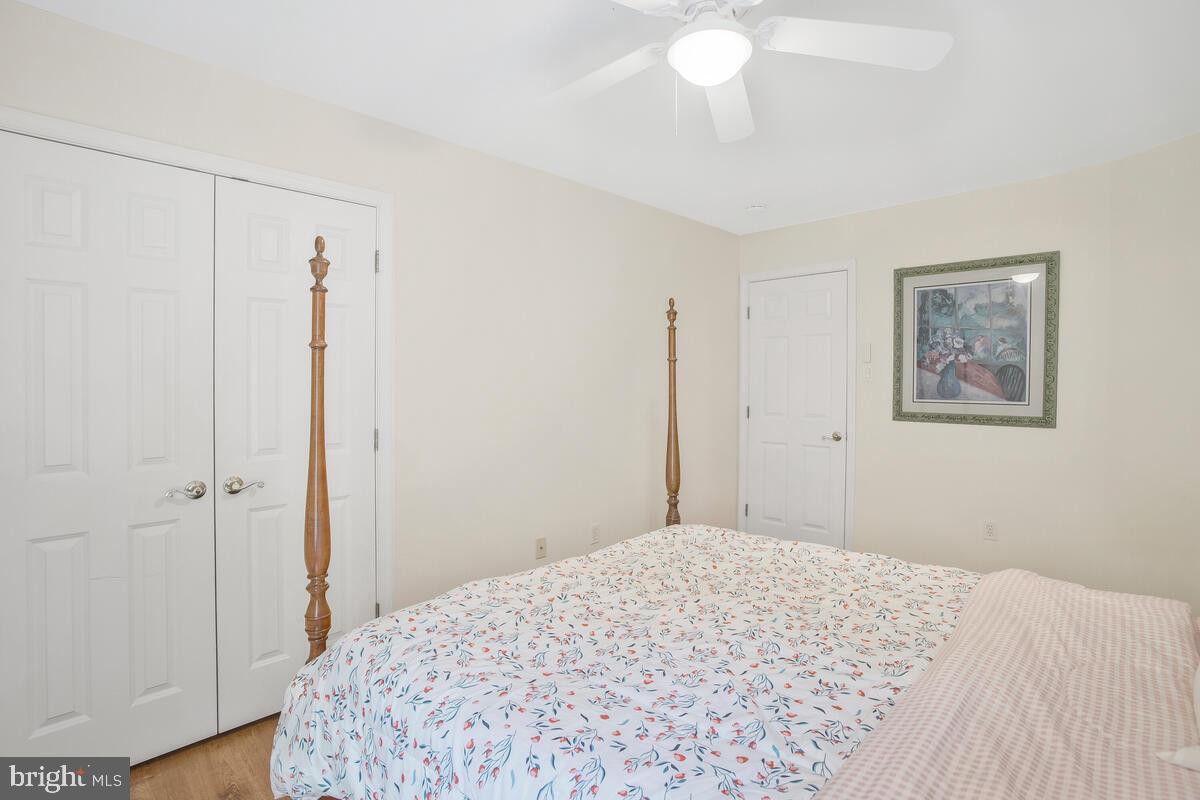 RIVERWALK - Residential