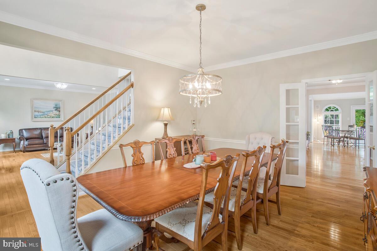 RIVERWALK - Residential