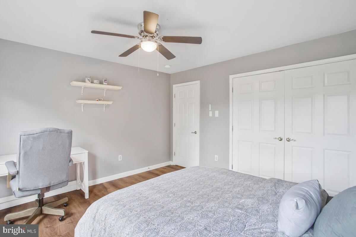 RIVERWALK - Residential