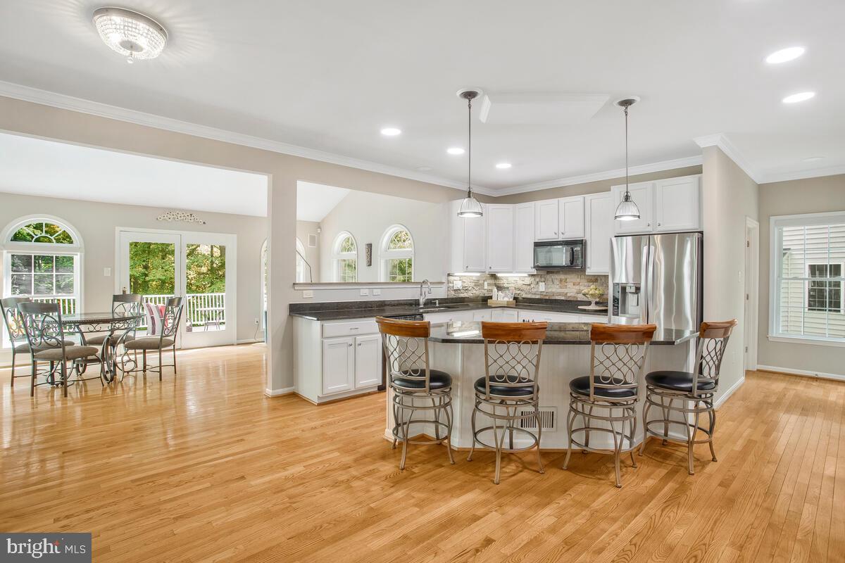 RIVERWALK - Residential