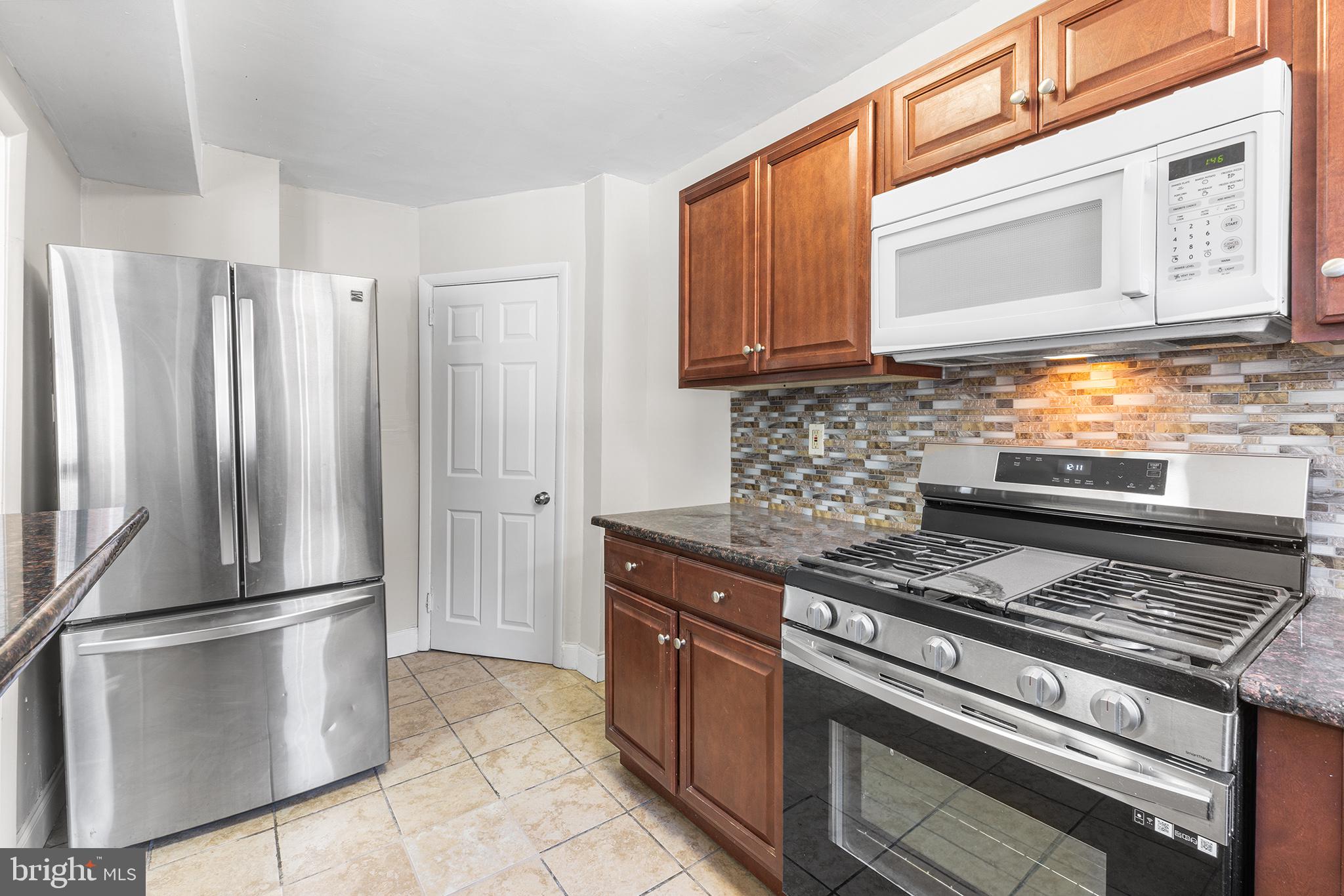 HIGHLAND PARK - Residential Lease