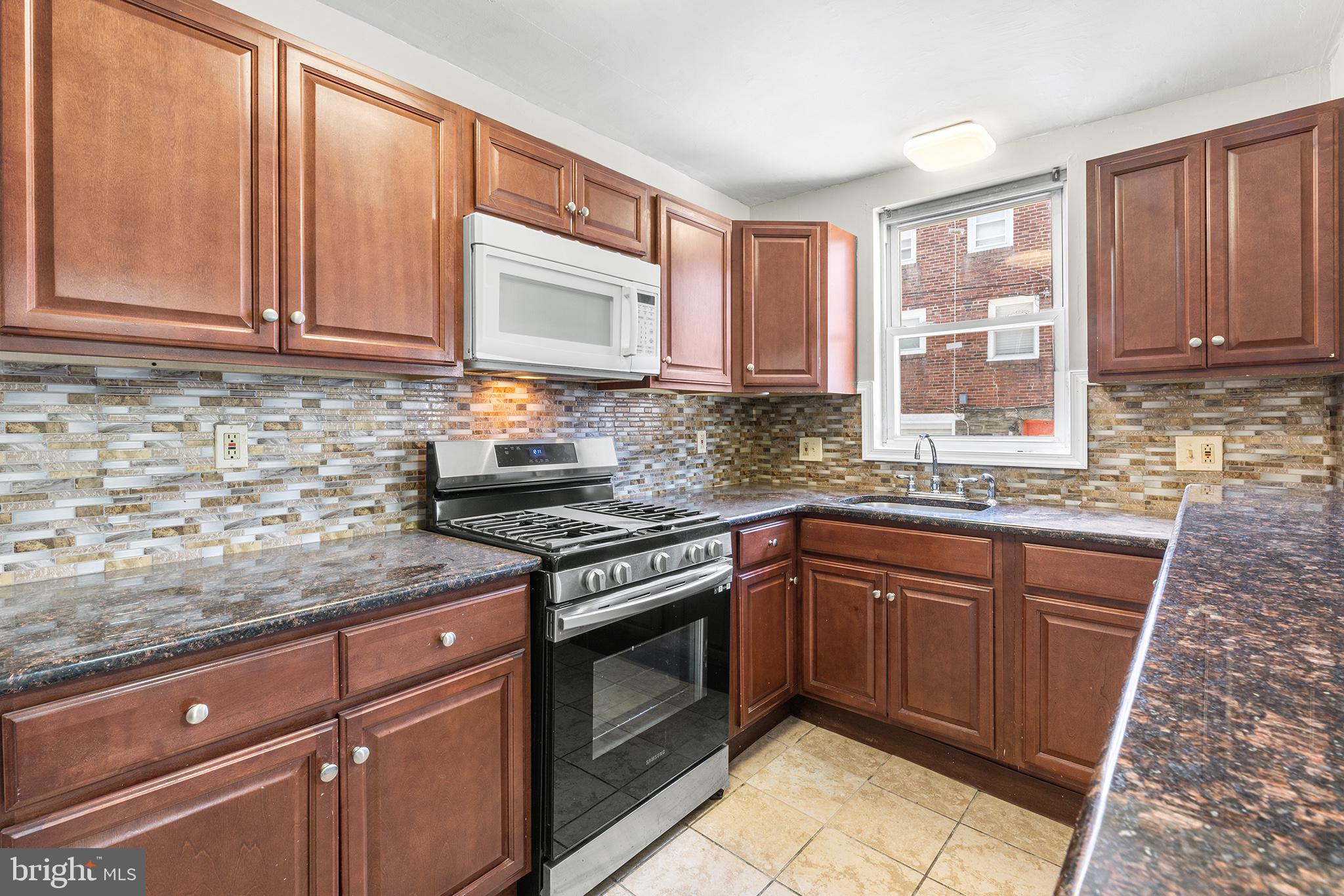 HIGHLAND PARK - Residential Lease