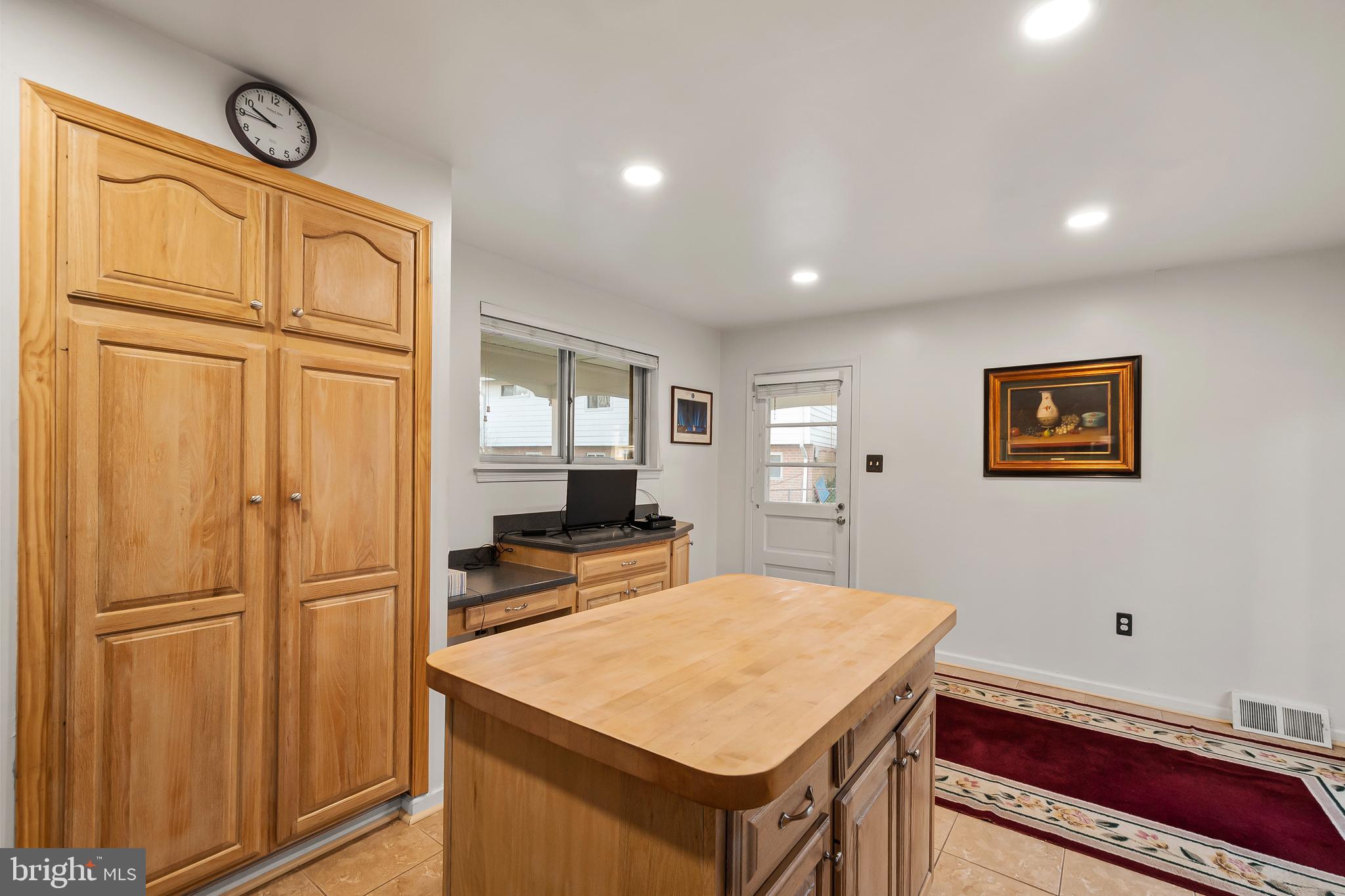 KINGS PARK WEST - Residential