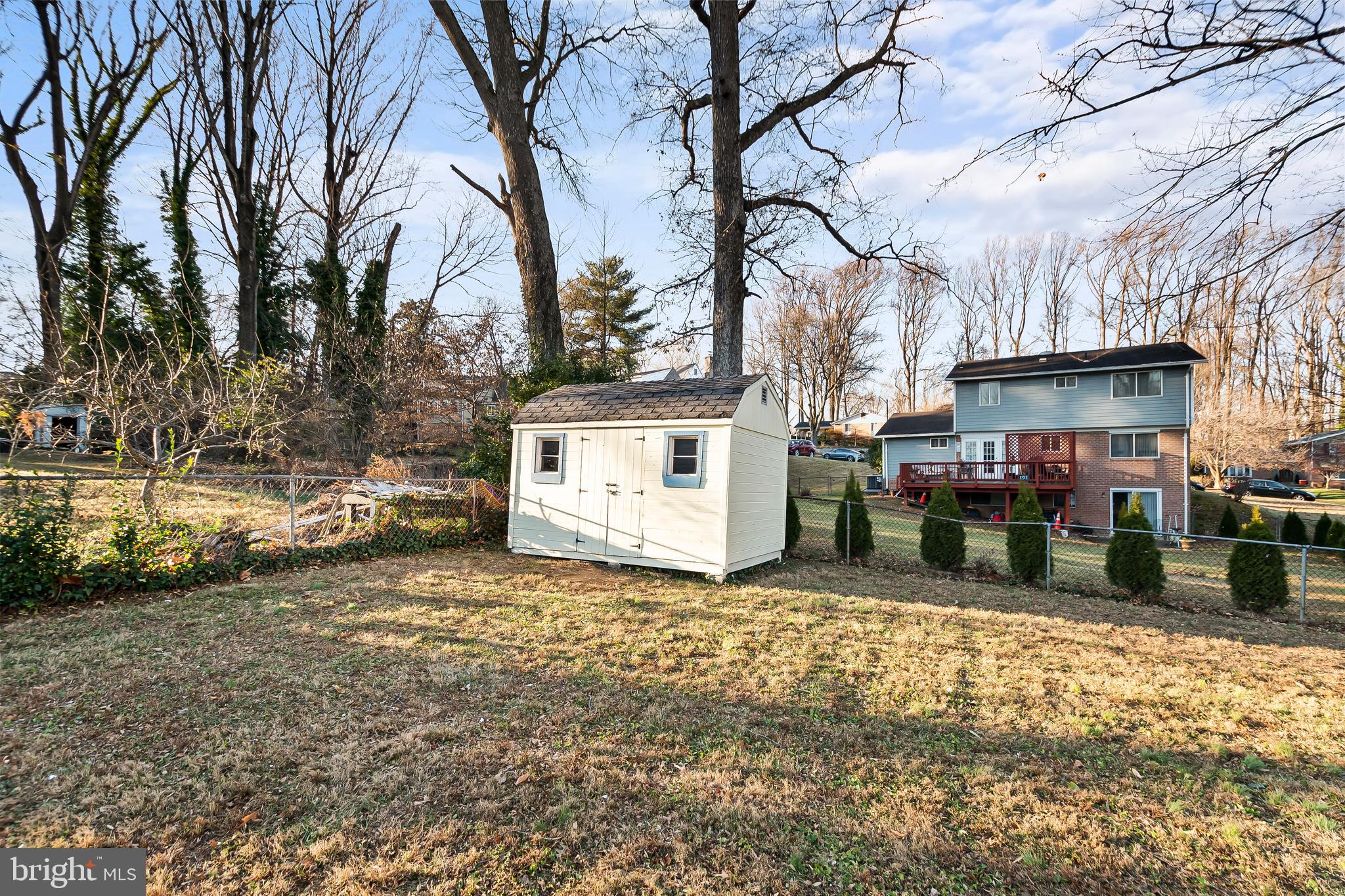 KINGS PARK WEST - Residential