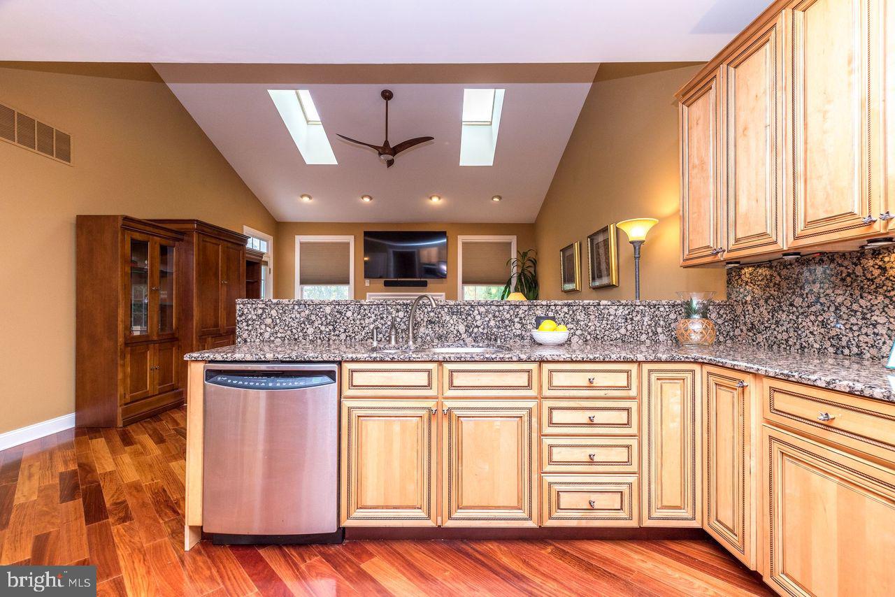 REGENCY AT NORTHAM - Residential