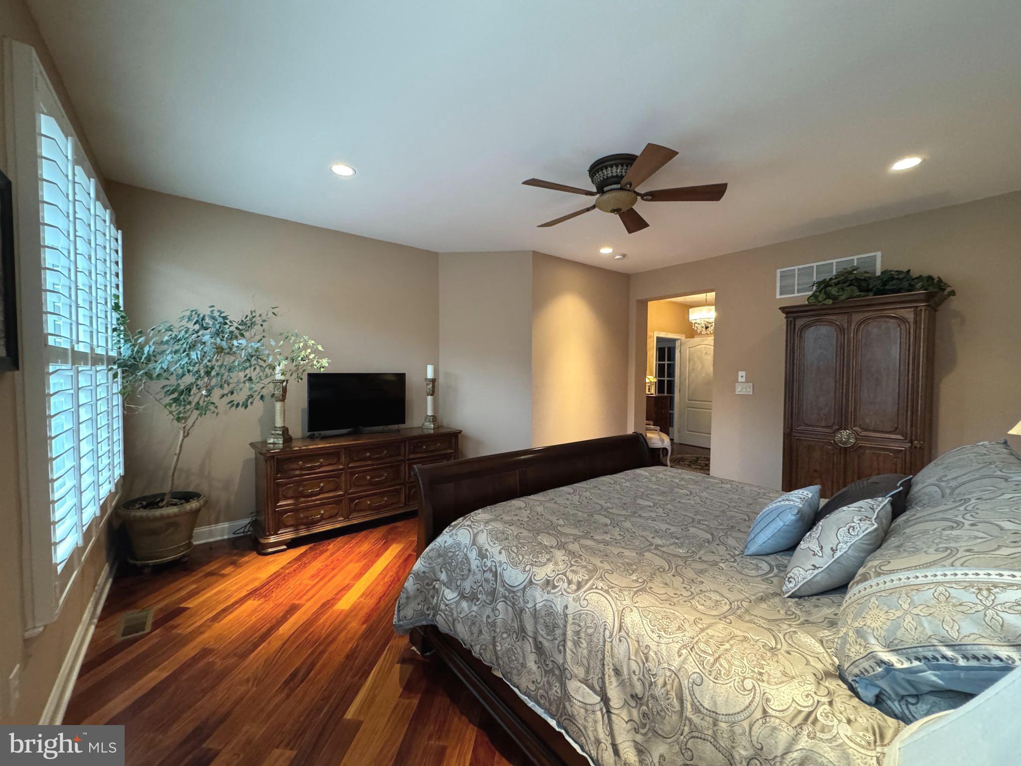 REGENCY AT NORTHAM - Residential