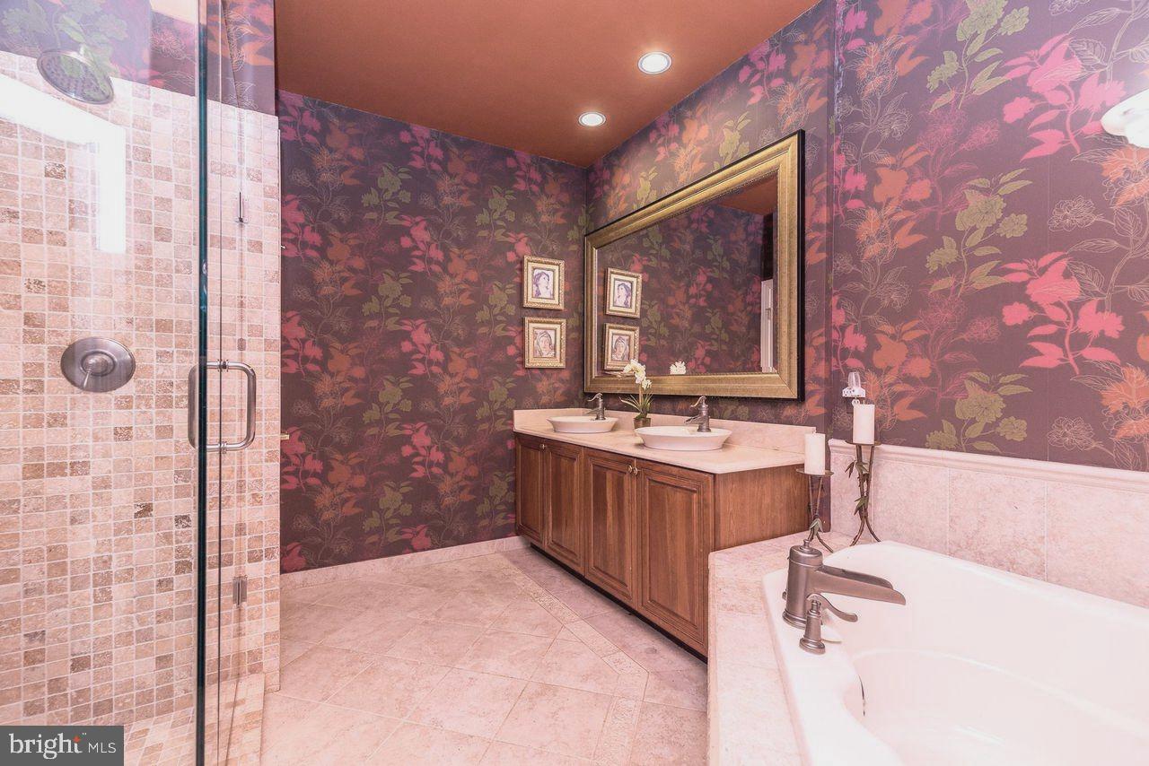 REGENCY AT NORTHAM - Residential