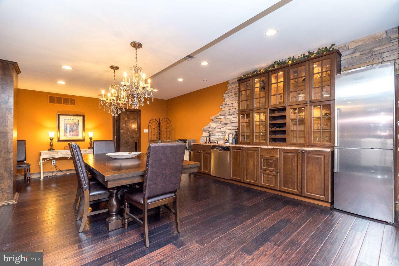 REGENCY AT NORTHAM - Residential