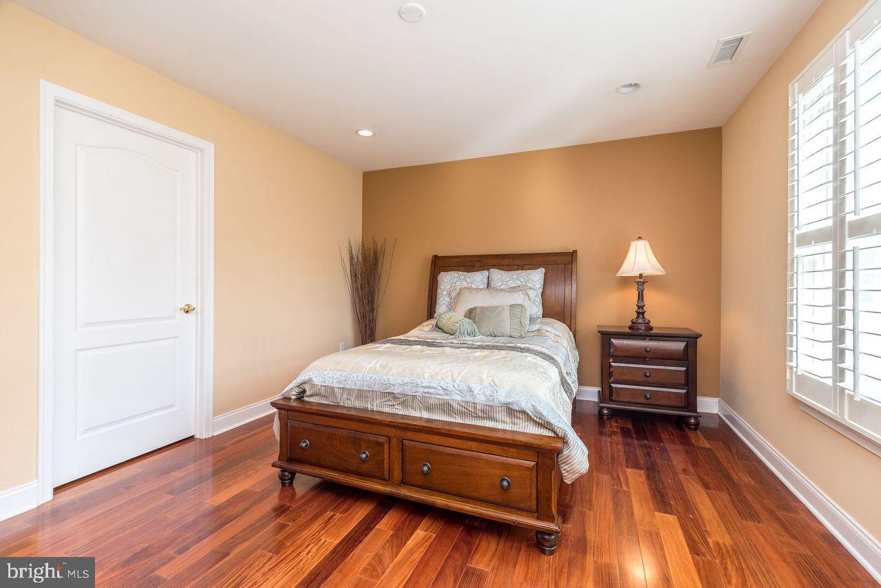 REGENCY AT NORTHAM - Residential