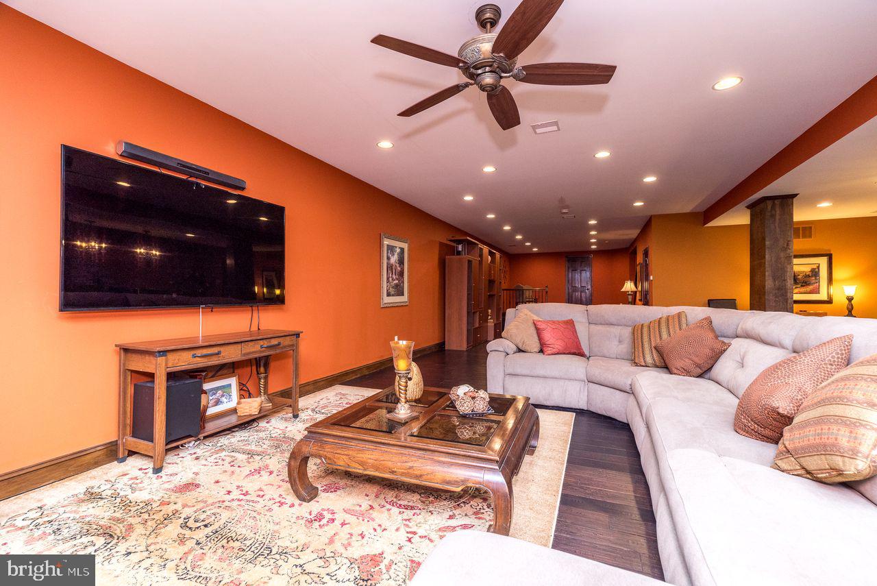 REGENCY AT NORTHAM - Residential