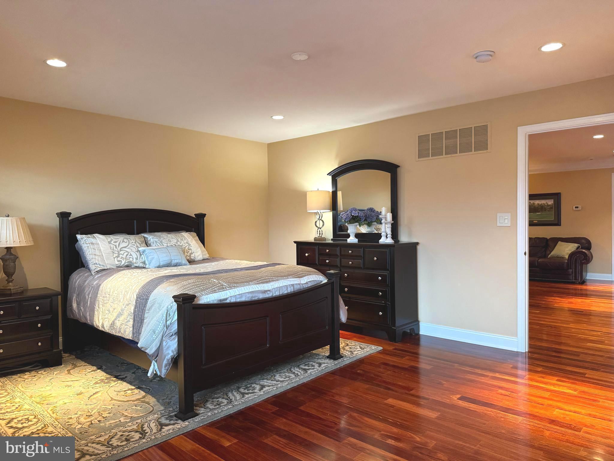 REGENCY AT NORTHAM - Residential