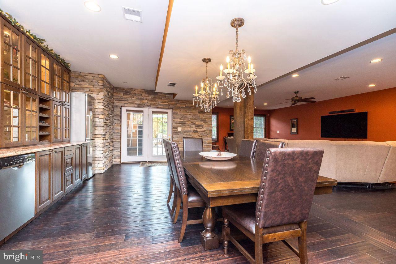 REGENCY AT NORTHAM - Residential