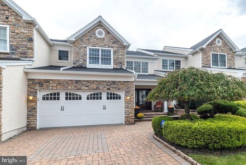 23 BRIANNA RD HOLLAND PA 18966