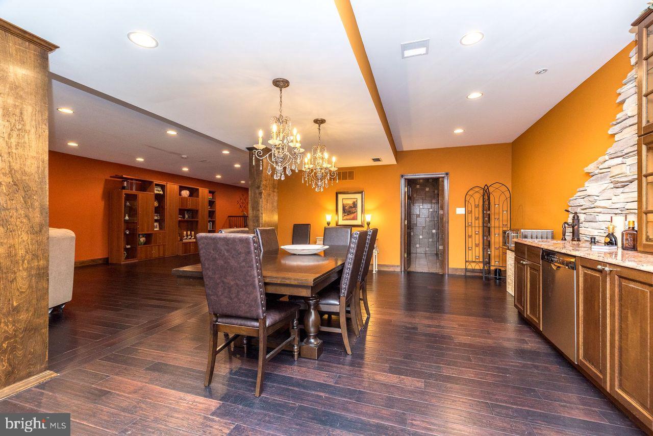 REGENCY AT NORTHAM - Residential