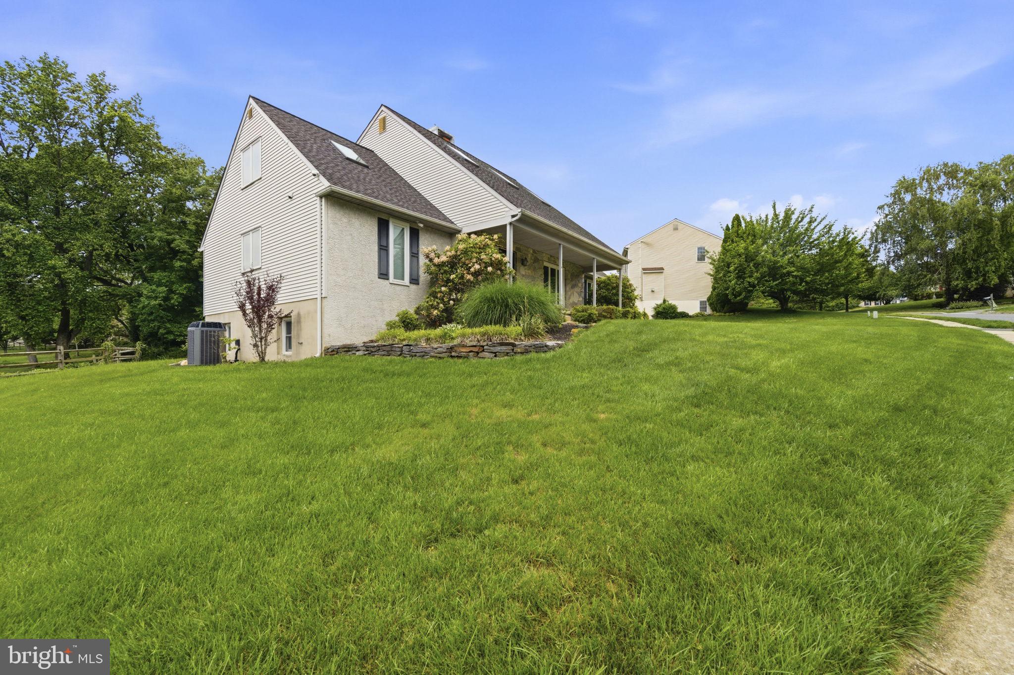 736 LETITIA DRIVE