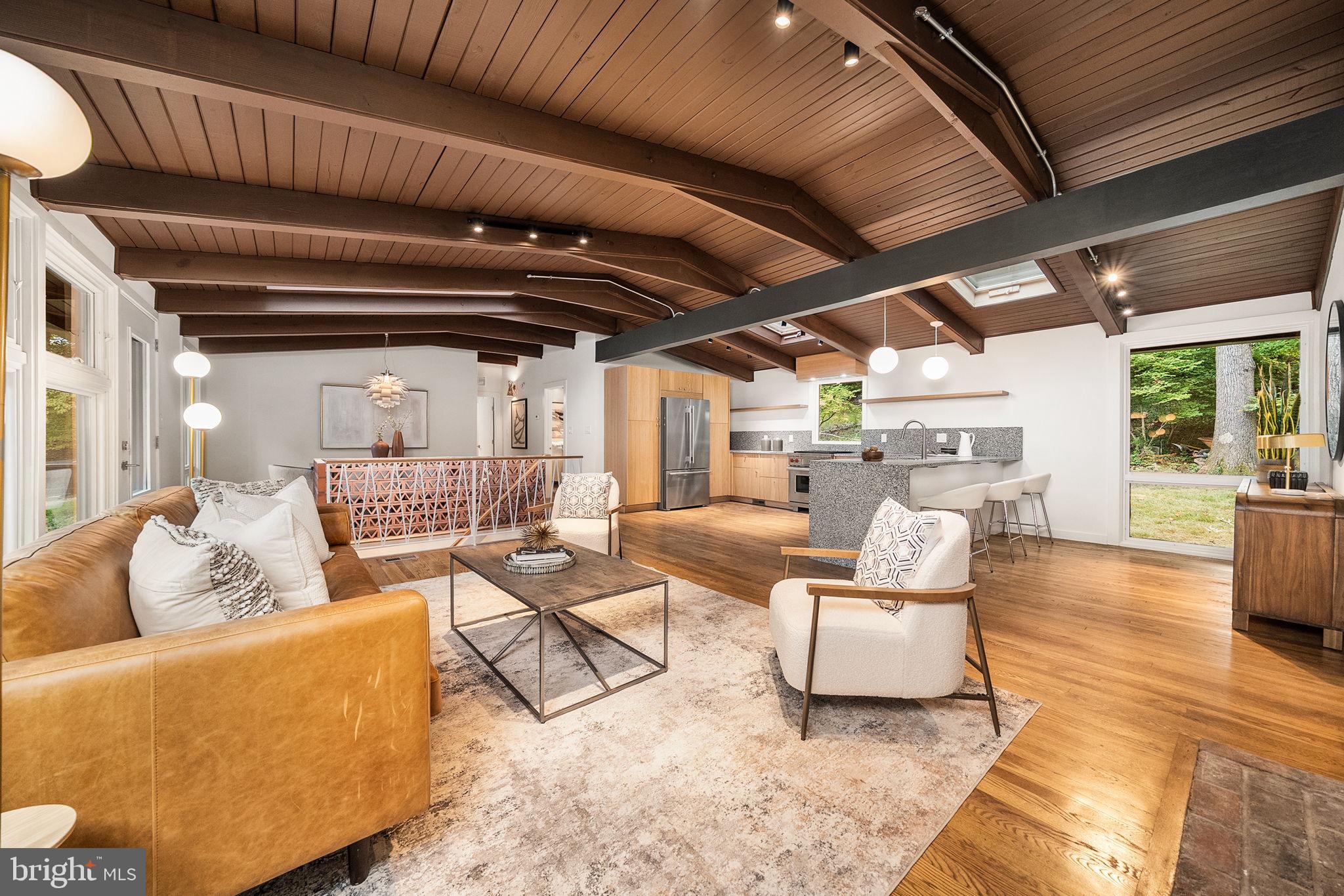 7527 FRIAR TUCK COURT