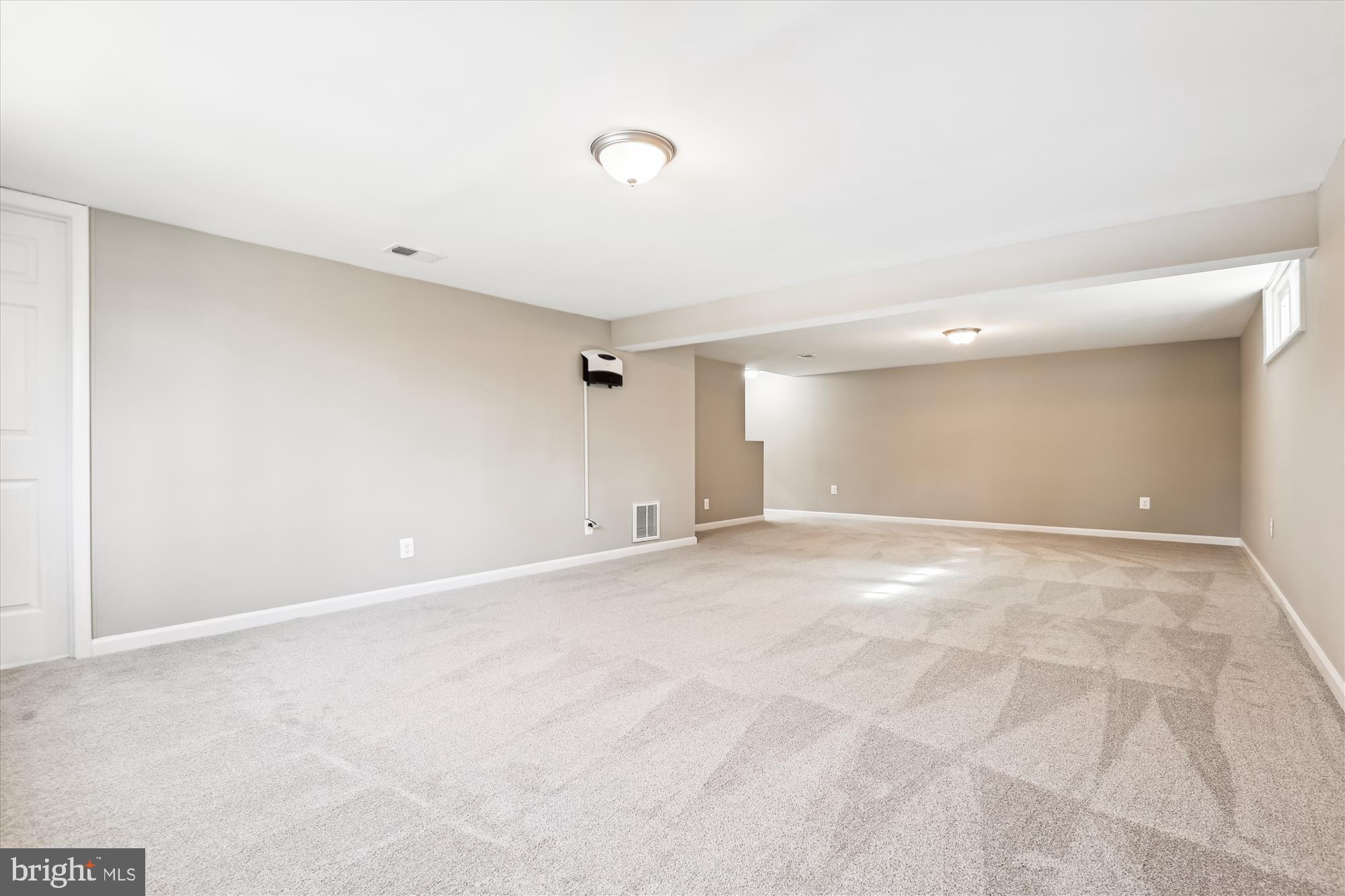 OAK SPRINGS - Residential