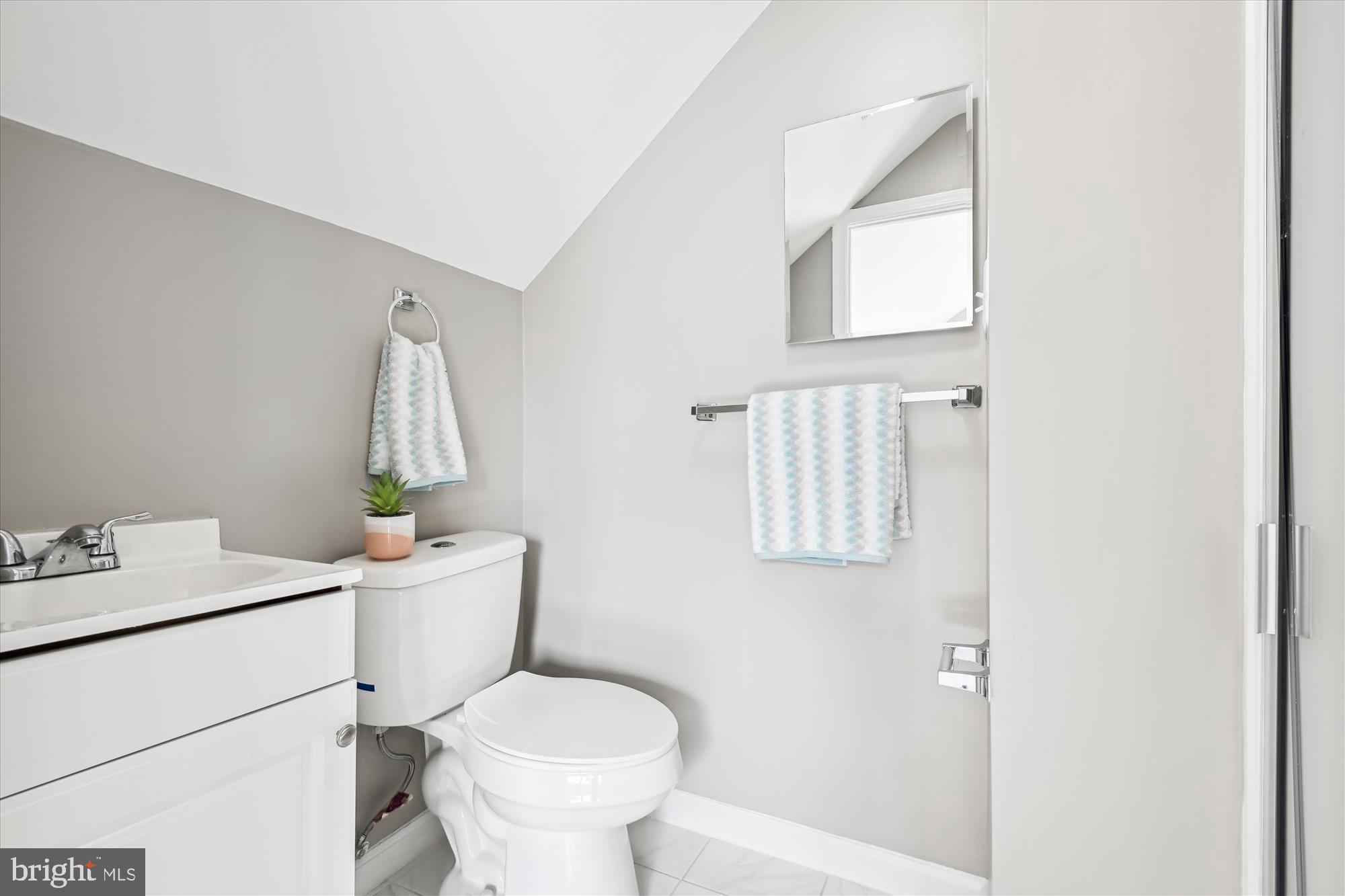 OAK SPRINGS - Residential