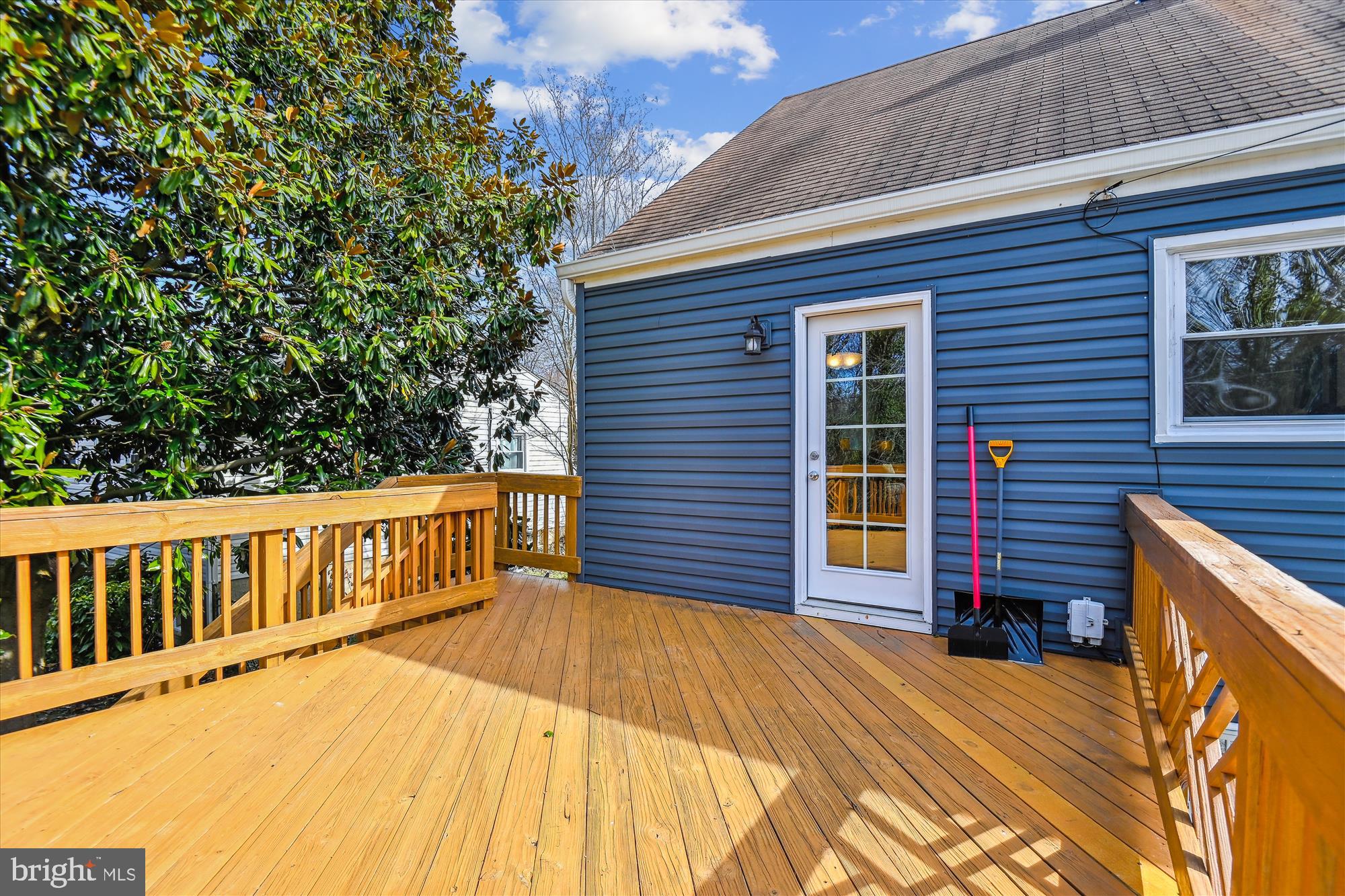 OAK SPRINGS - Residential