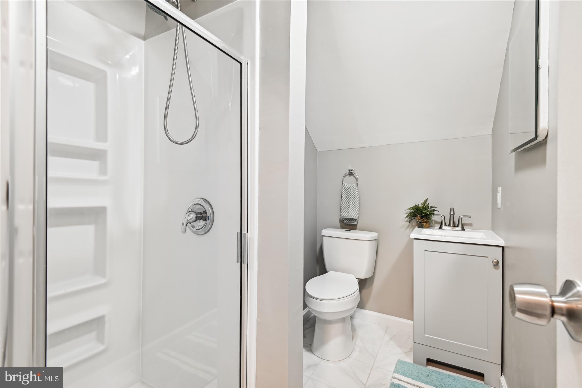 OAK SPRINGS - Residential