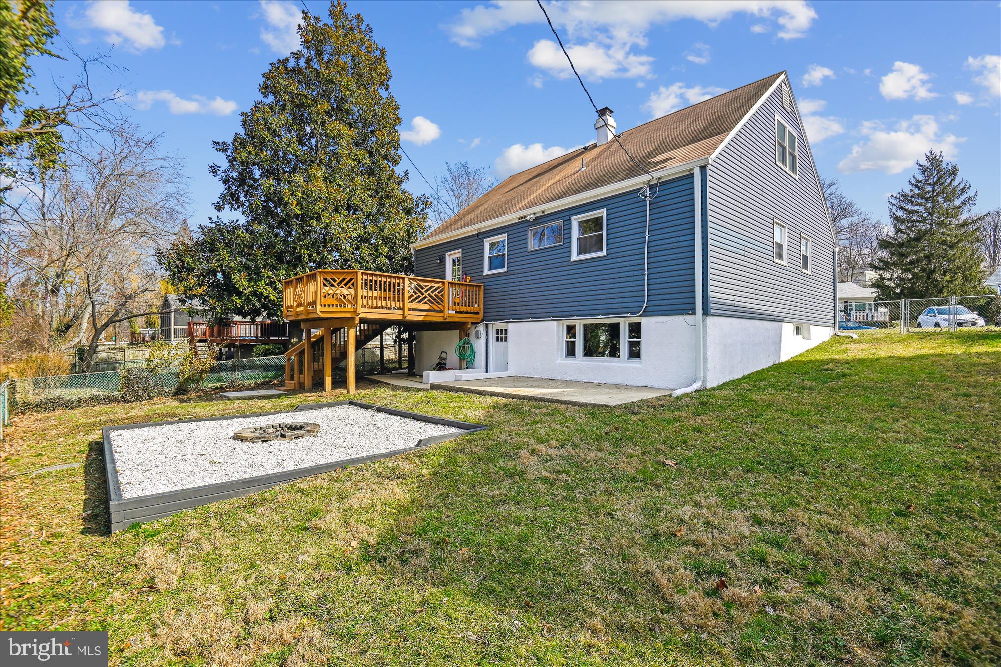 OAK SPRINGS - Residential