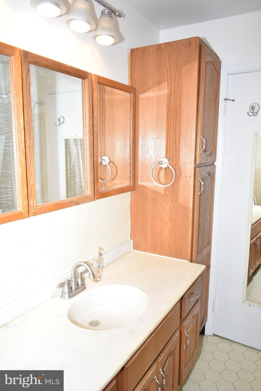 LUTHER VILLAGE - Residential