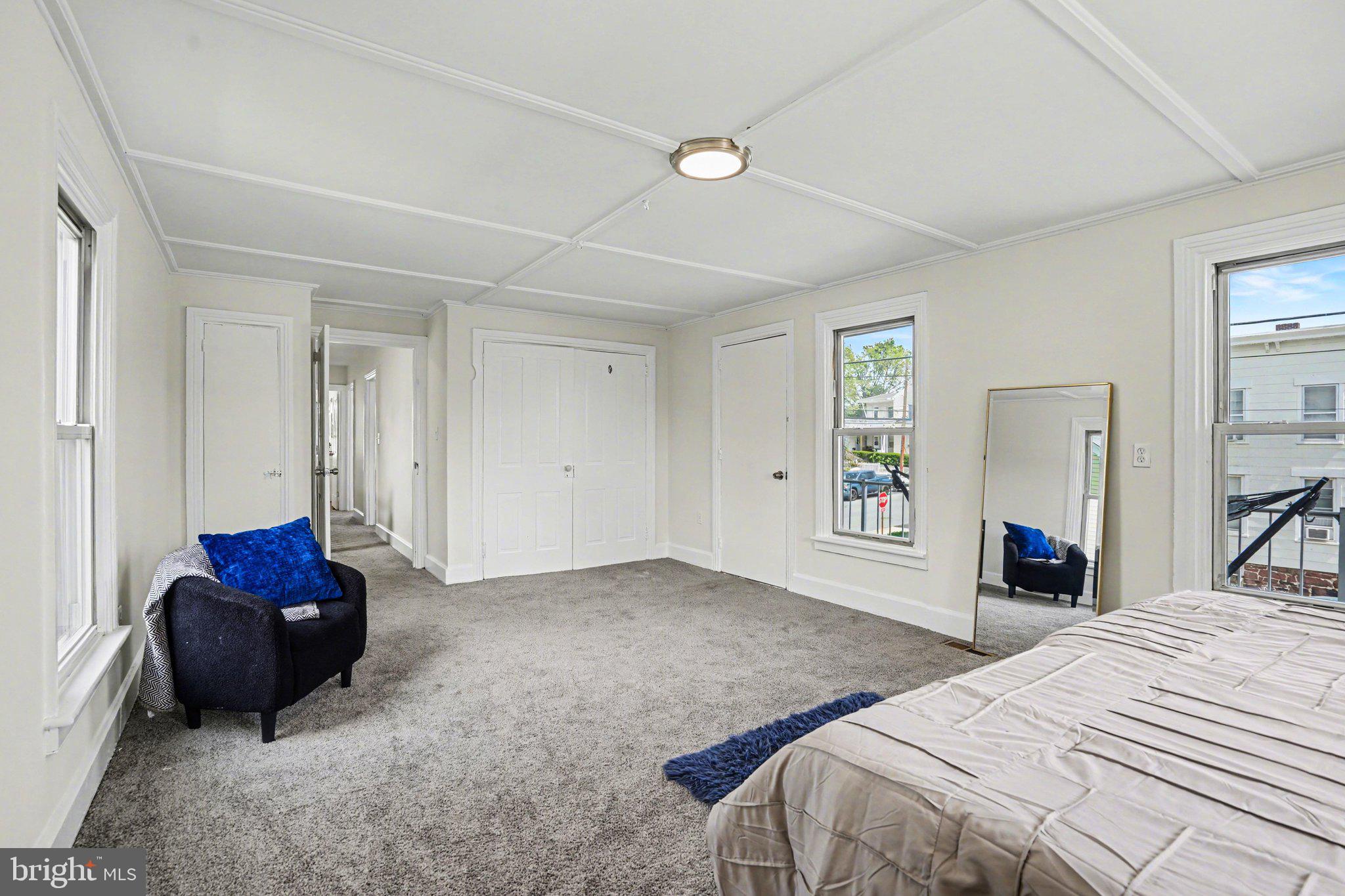 MIDDLETOWN - Residential