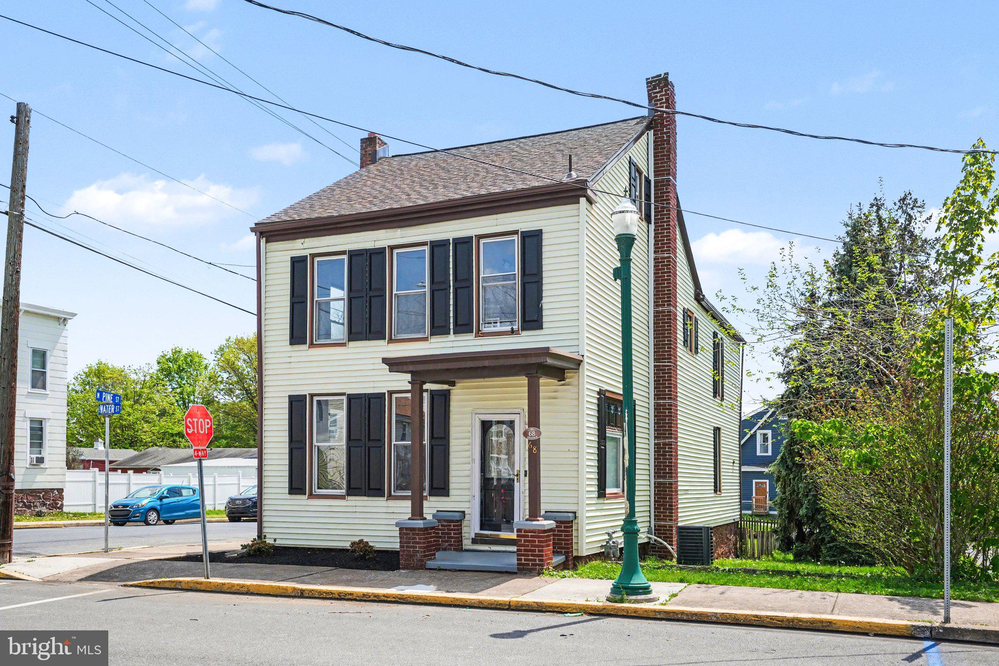 MIDDLETOWN - Residential
