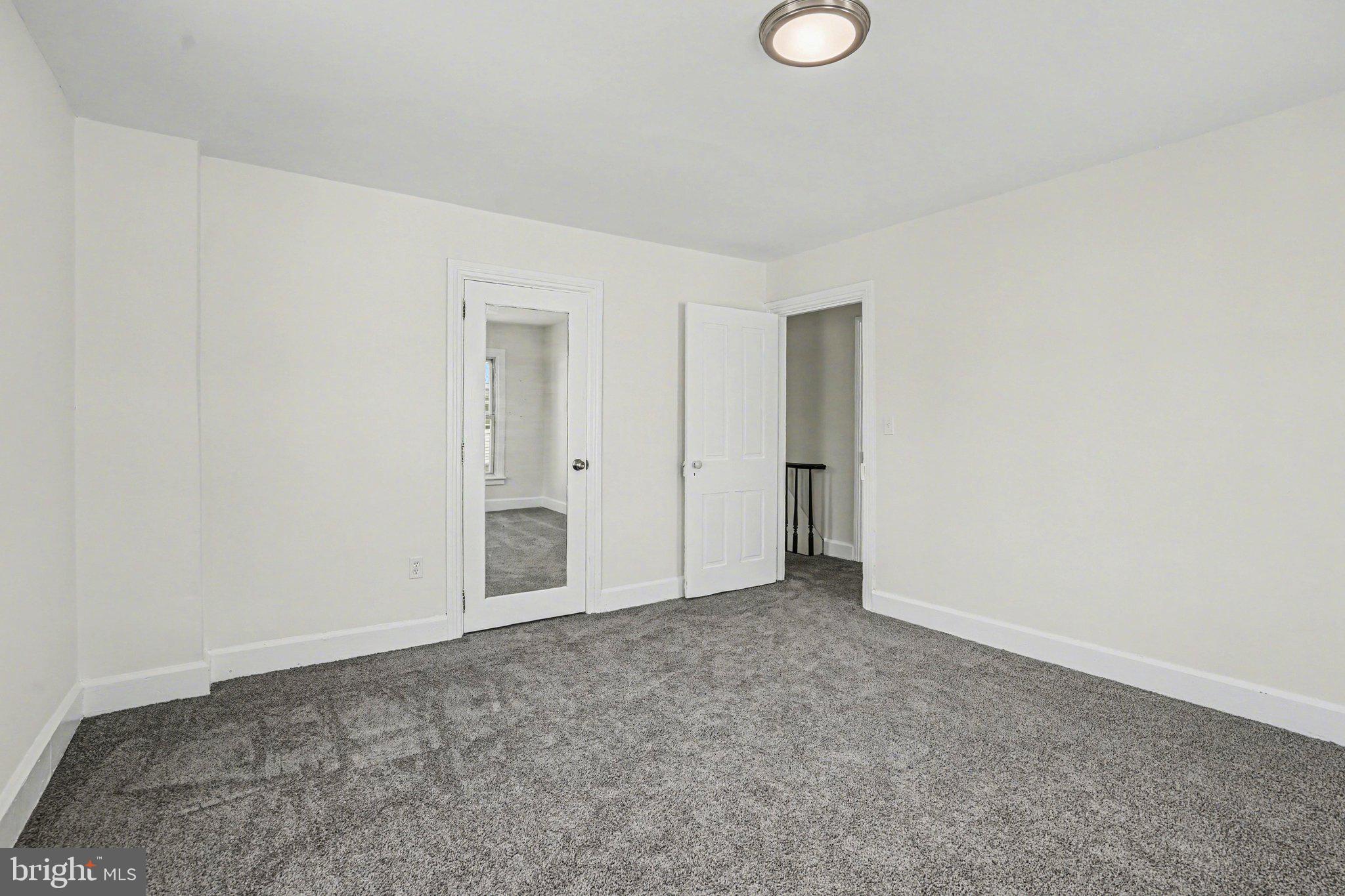MIDDLETOWN - Residential