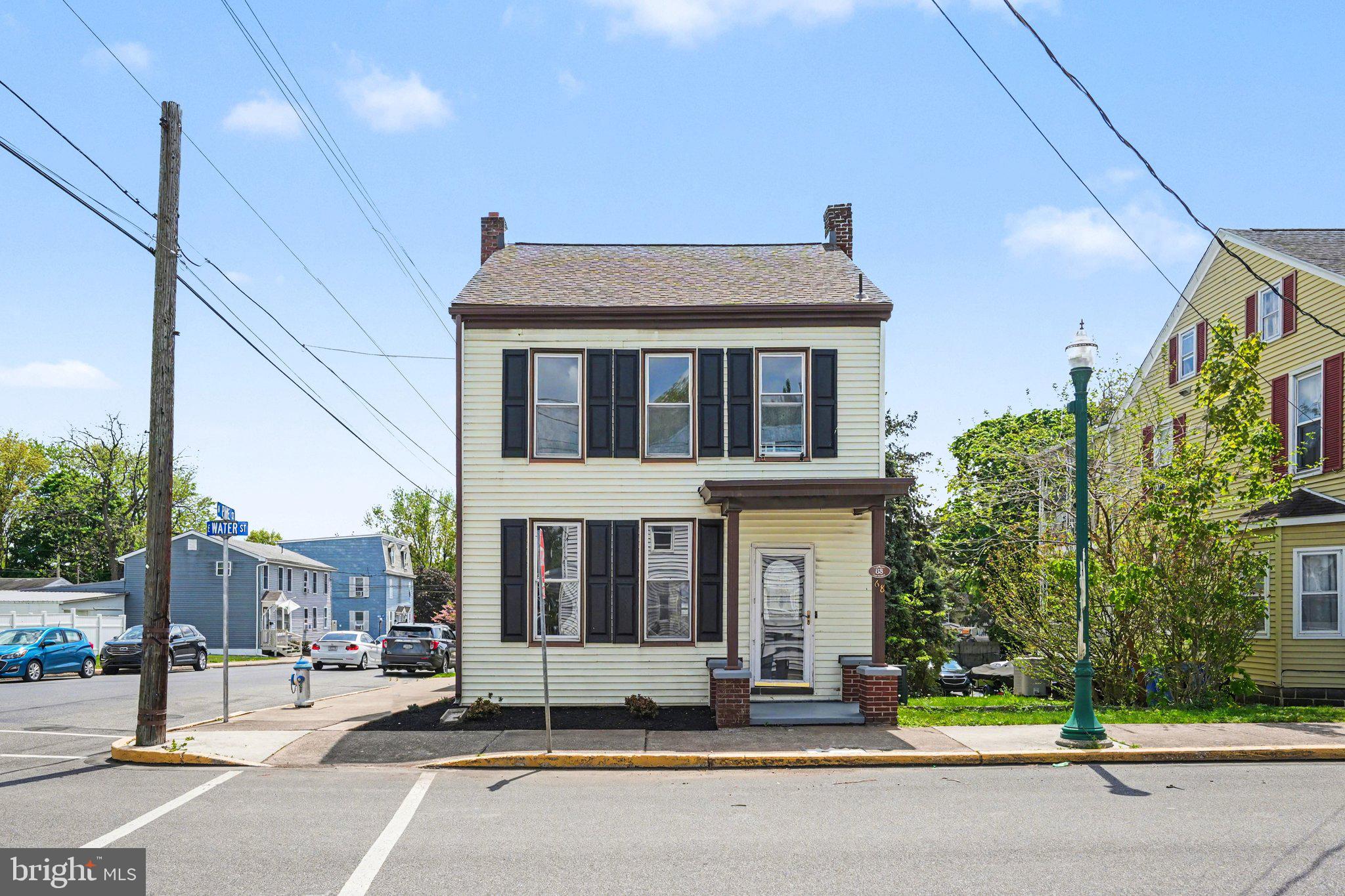 MIDDLETOWN - Residential