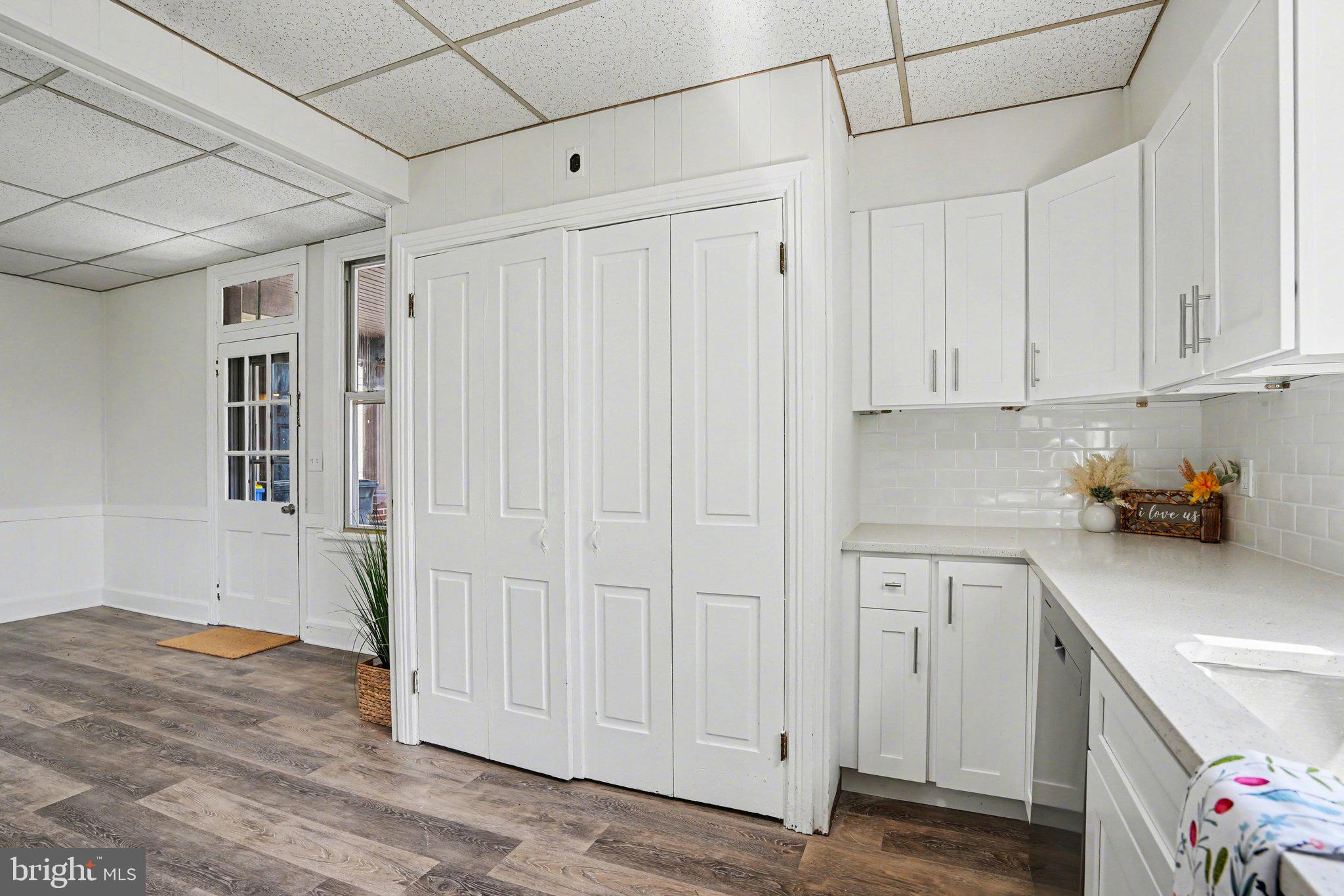 MIDDLETOWN - Residential