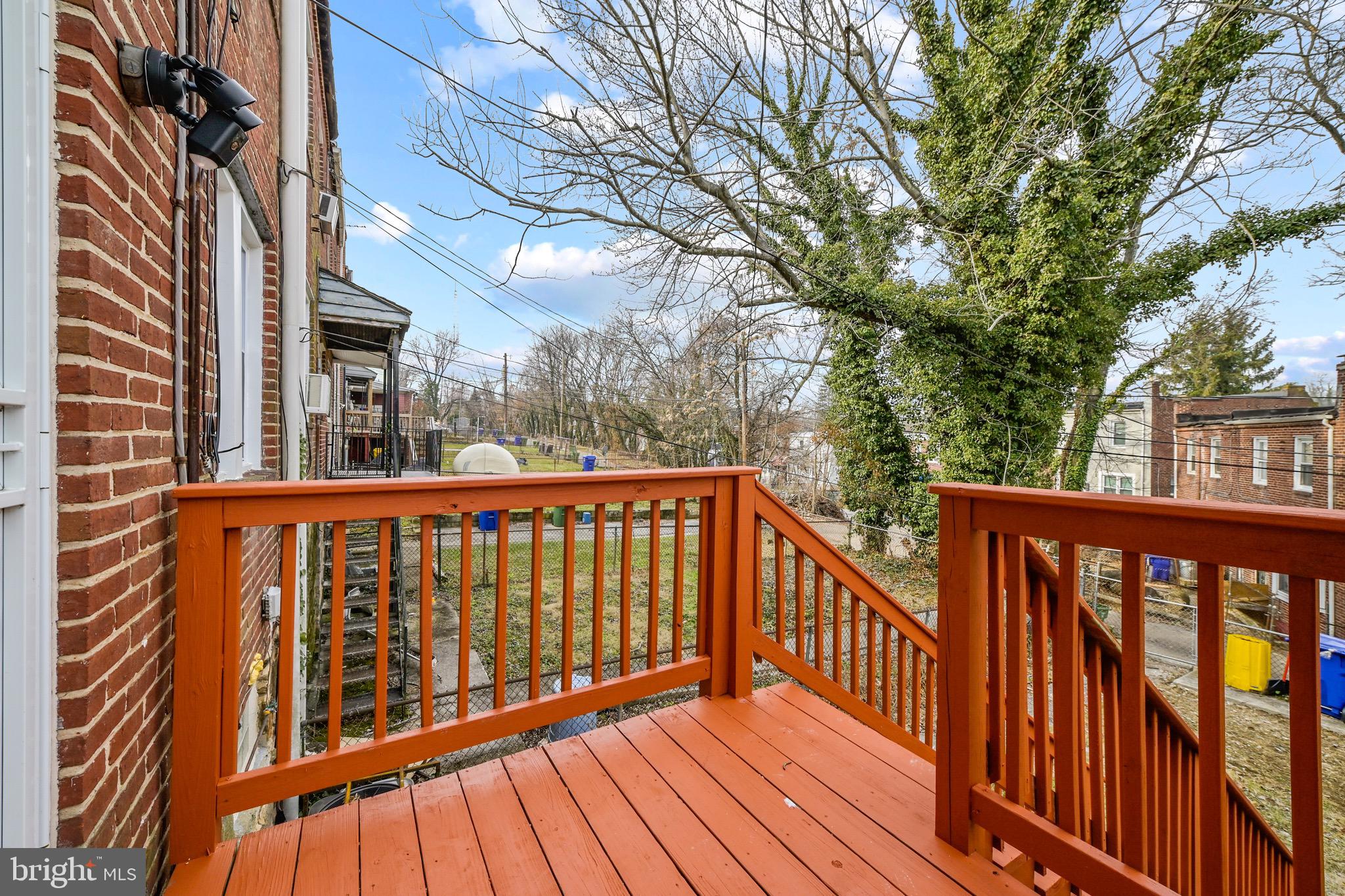 GREENSPRING - Residential